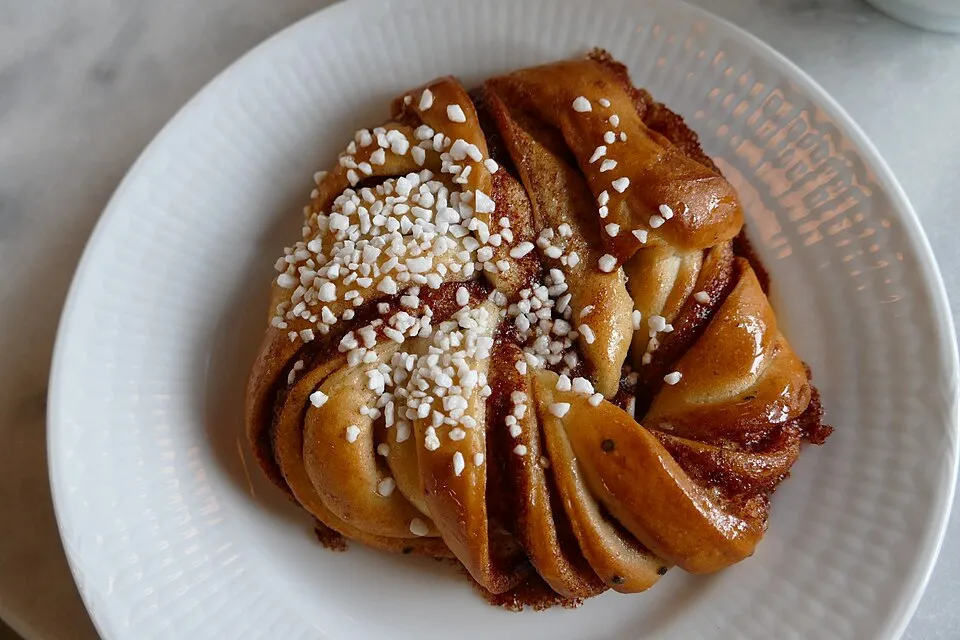 A twisted cinnamon roll