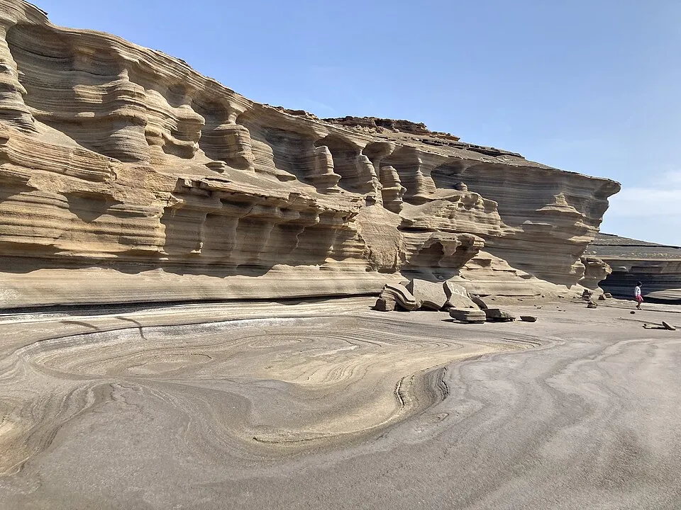 The layered rock terraces of Carbeirinho