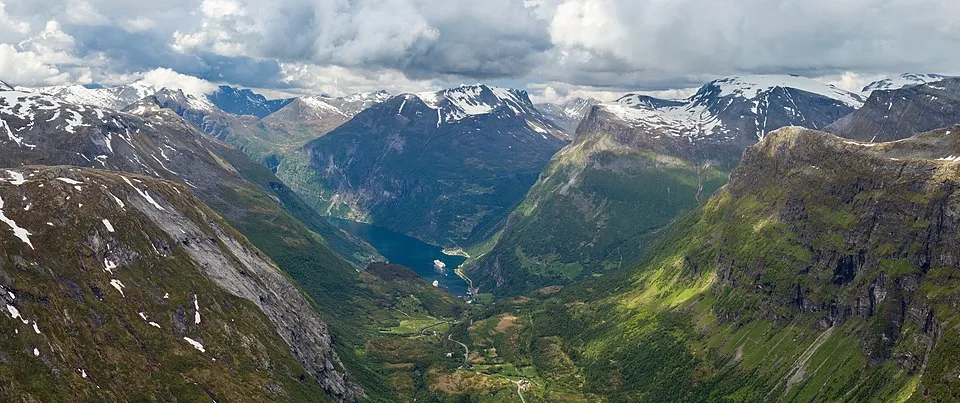 The Geirangerfjord from the Dalsnibba summit