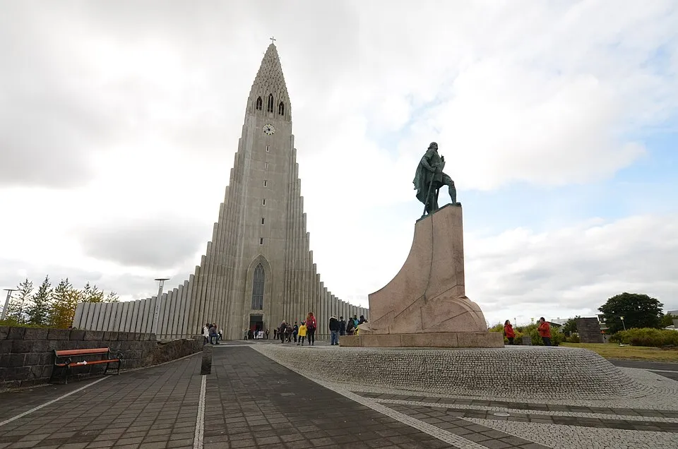 Hallgrímskirkja, directly opposite Kaffi Loki