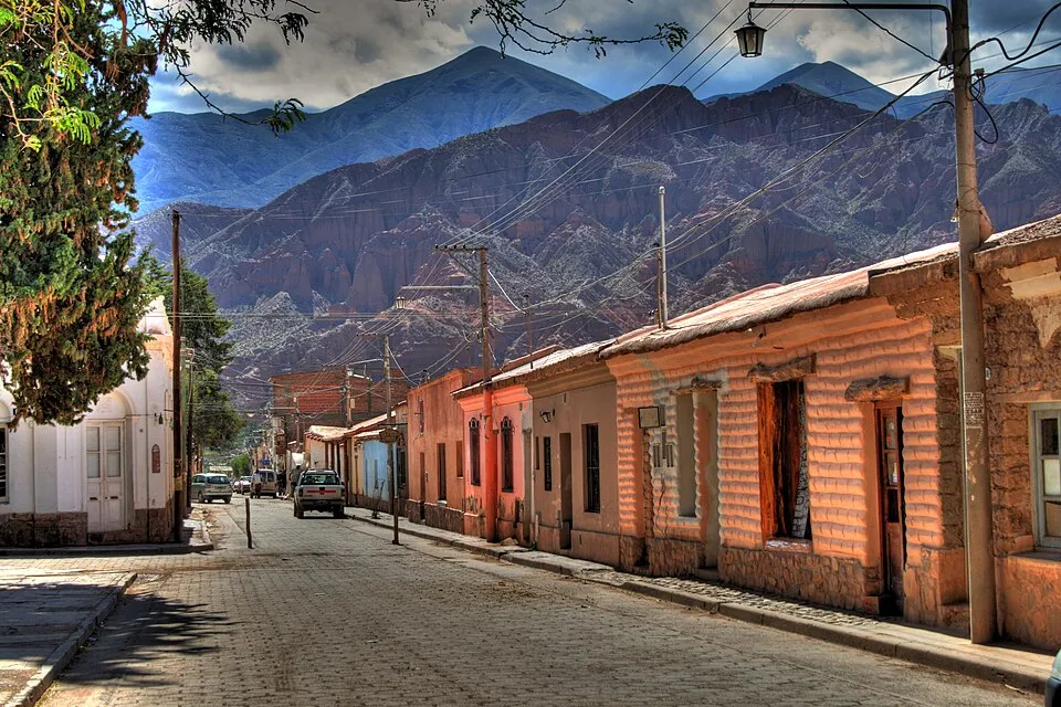 A Tilcara street with the Quebrada behind