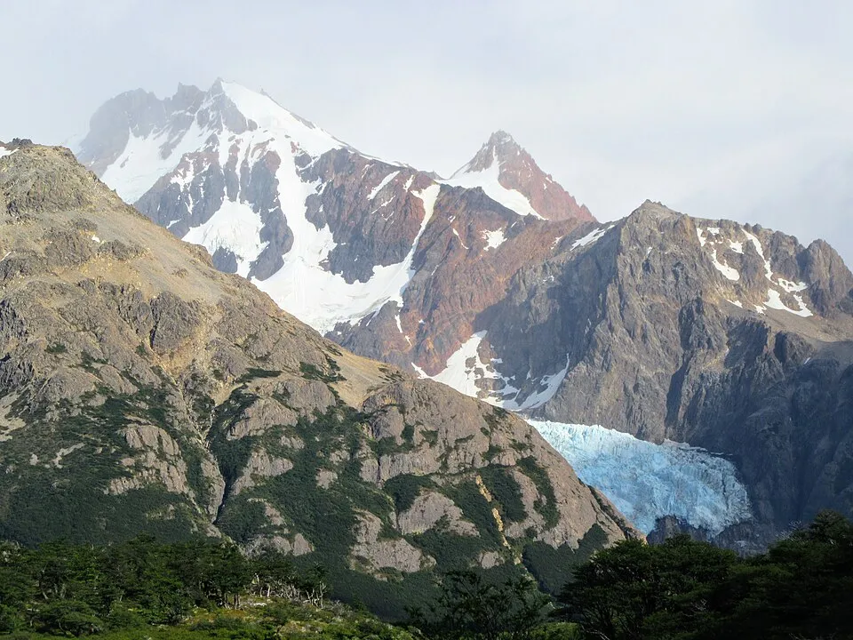 The blue seracs of Piedras Blancas
