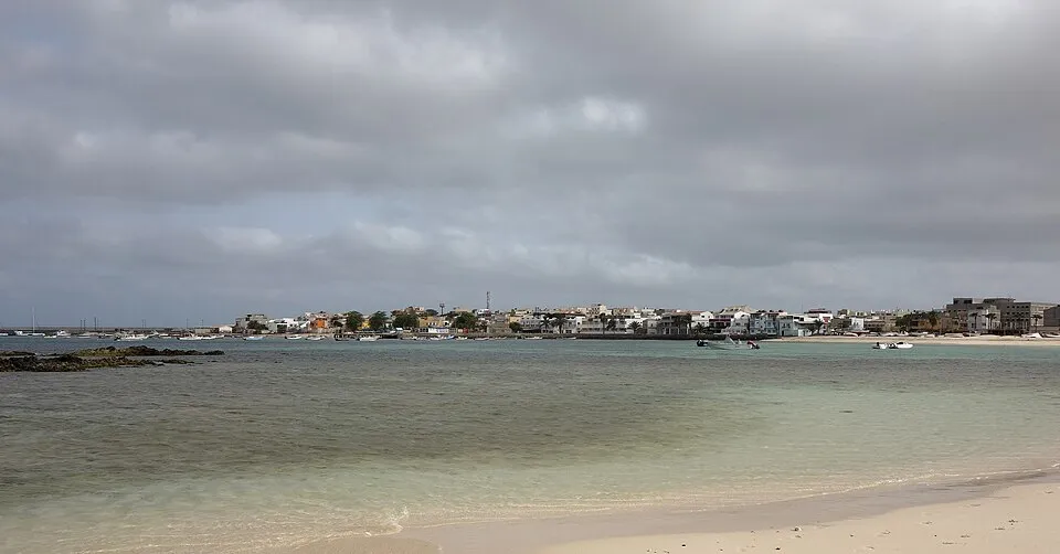 Sal Rei across its bay