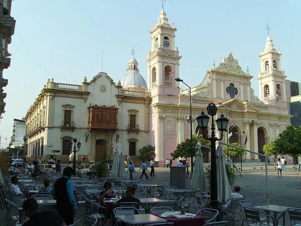 The colonial center