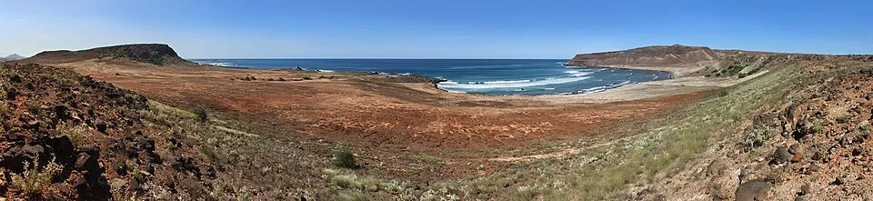 The deserted coast of northern Boa Vista