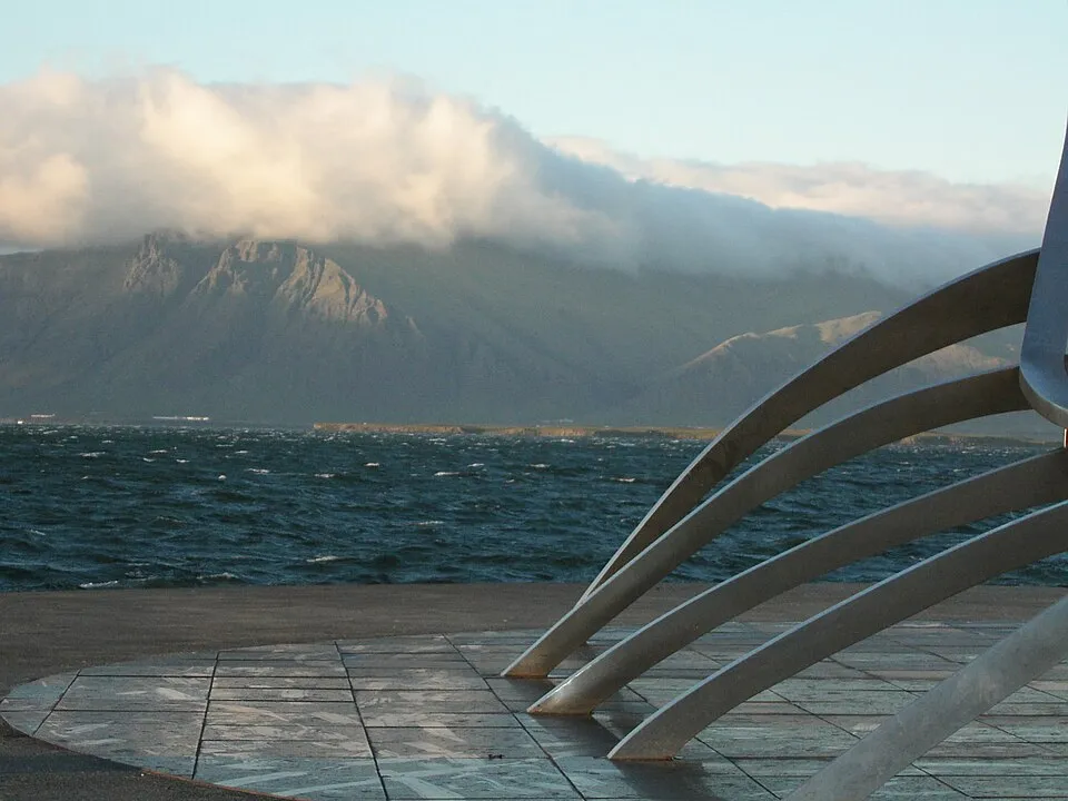 Sun Voyager & the waterfront walk