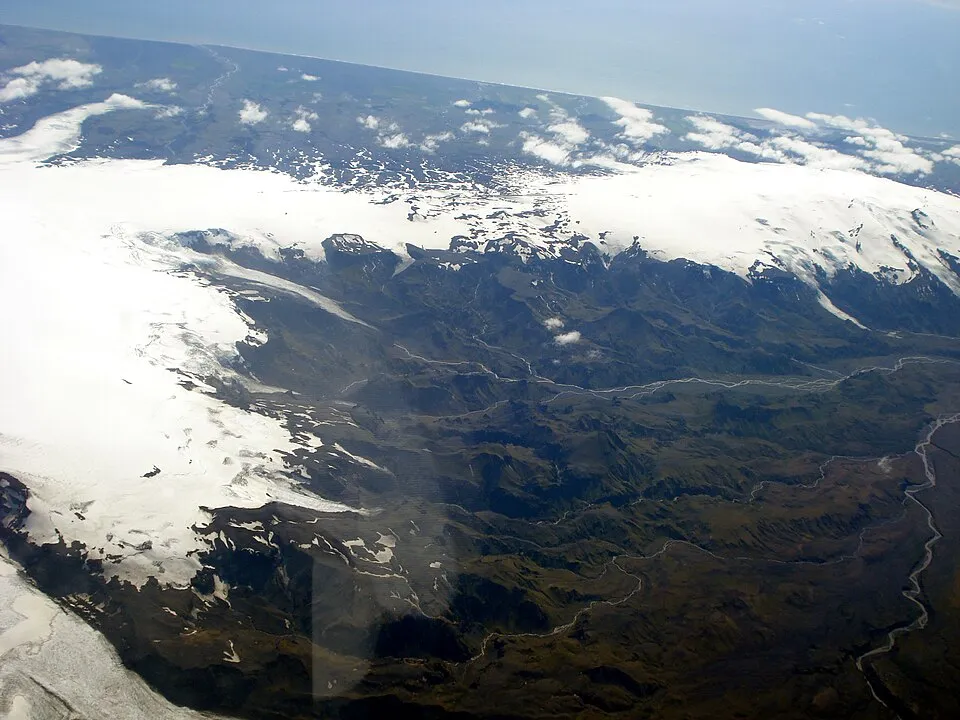 Þórsmörk valley ringed by glaciers
